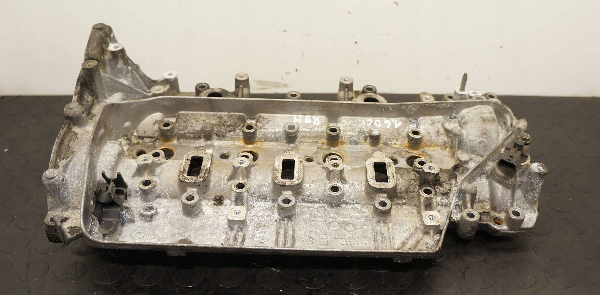 18006493474-6968f80ec2ea1 POKRYWA ZAWORÓW WAŁKI RENAULT TRAFIC OPEL VIVARO 1,6 DCI R9M 130C05277R