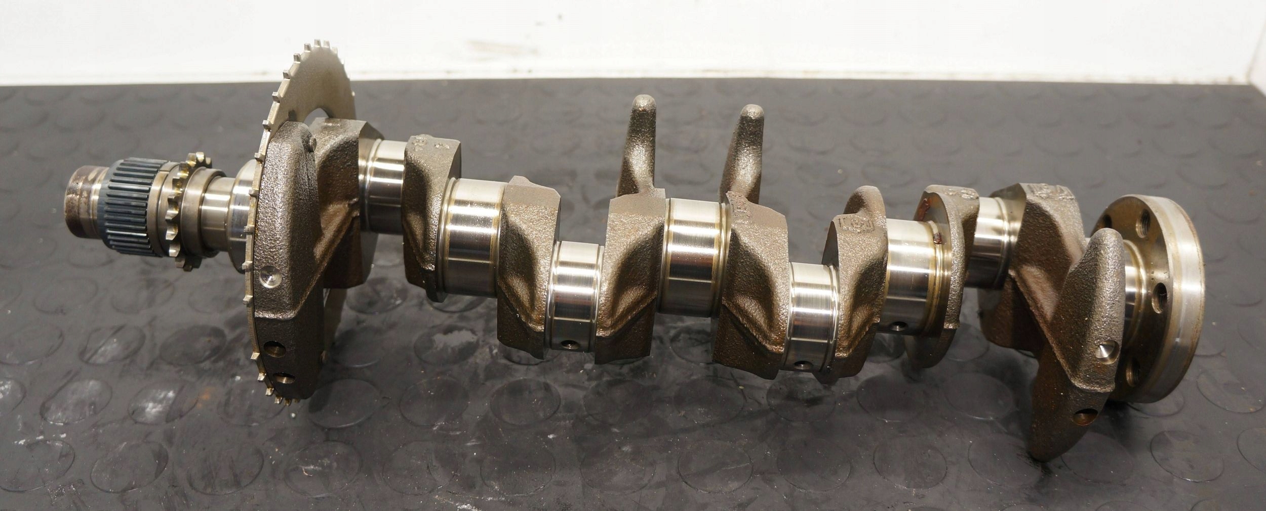 18006626339-6968f7ed96a93 WAŁ KORBOWY MITSUBISHI COLT 1.3 MR984367 NOMINAŁ