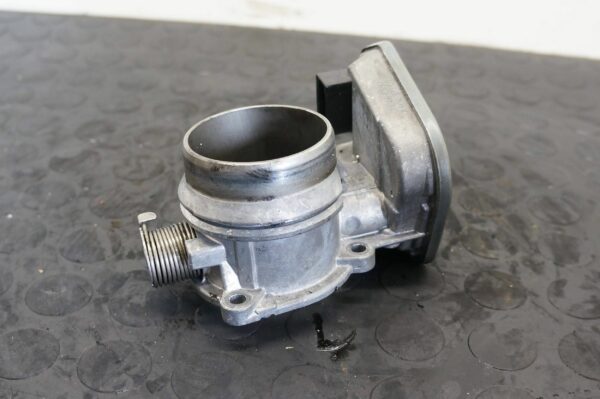 BMW 1 E87 E90 2.0D N47 7804373