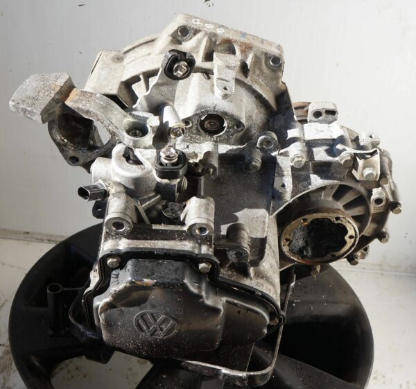 SKRZYNIA BIEGÓW VW GOLF TOURAN JETTA SEAT LEON TOLEDO OCTAVIA 1.9 TDI GQQ