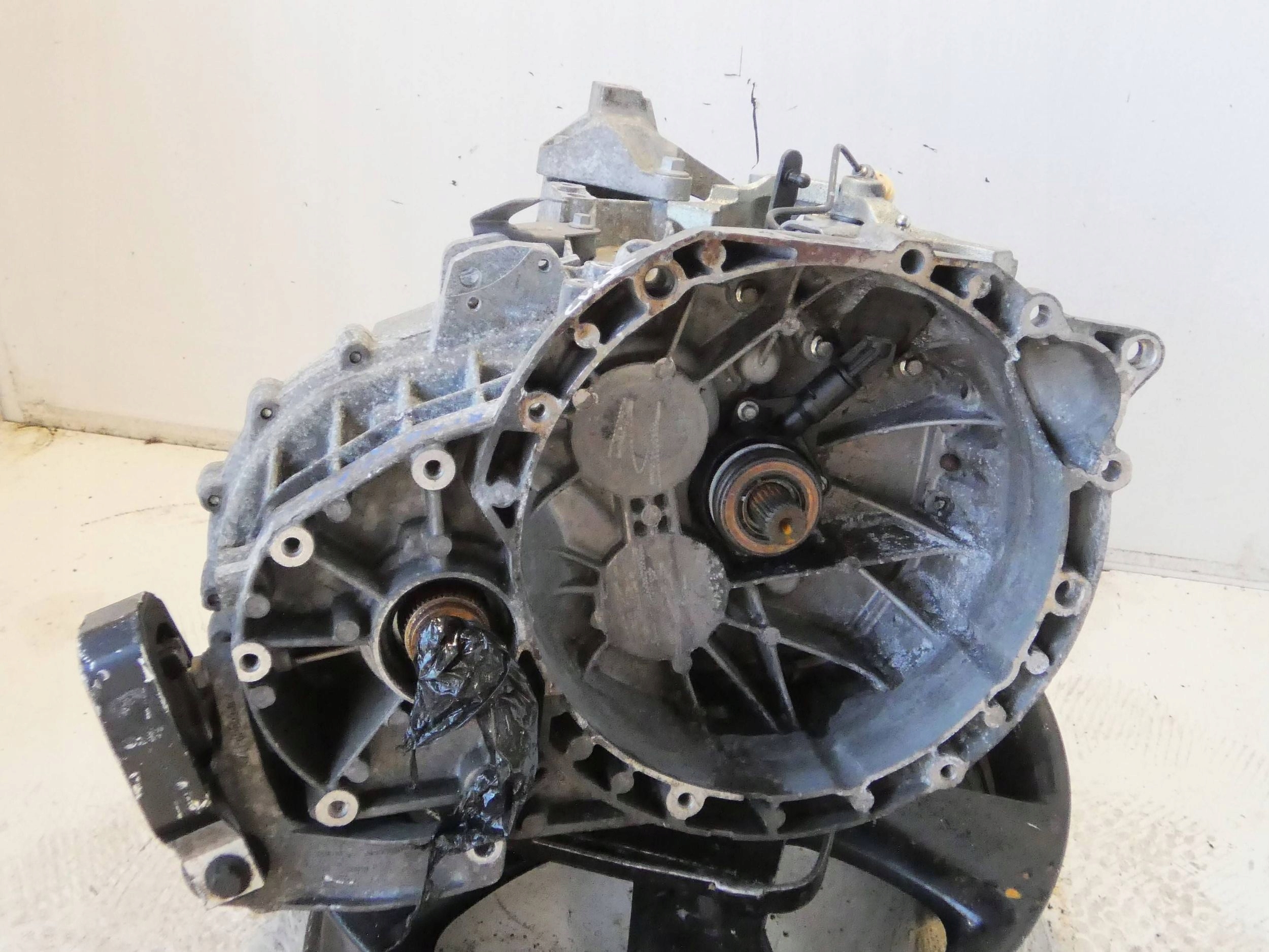 SKRZYNIA BIEGÓW FORD KUGA II 2.0 TDCI CV6R7002TCBF