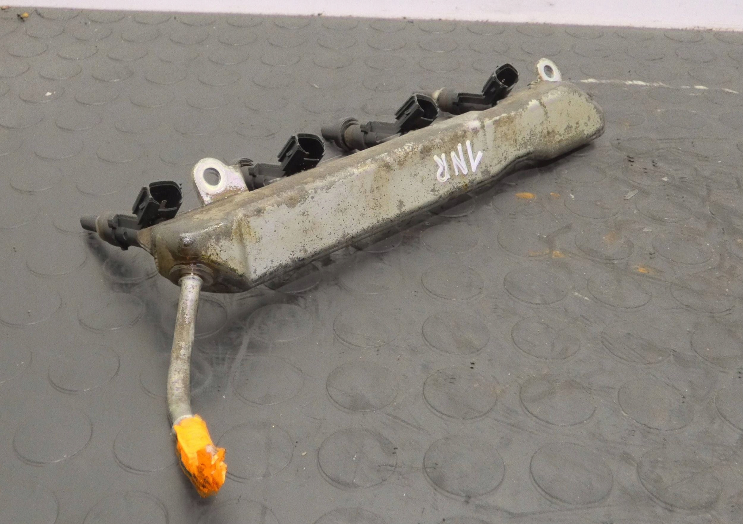 LISTWA WTRYSKOWA TOYOTA AURIS COROLLA IQ YARIS 1.3 1NR 0280158213