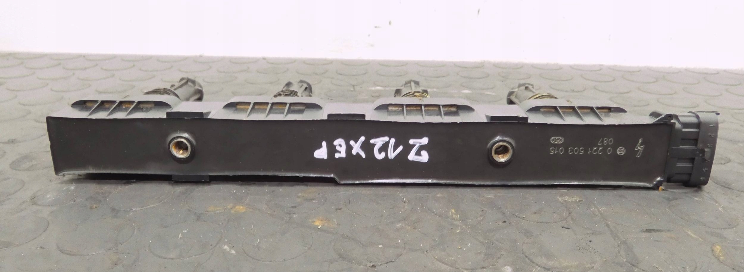 CEWKI ZAPŁONOWE OPEL CORSA C D MERIVA AGILA ASTRA 1,2 16V Z12XEP 0221503015