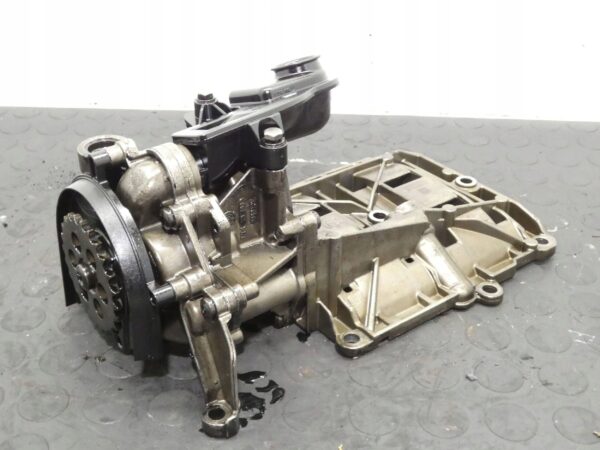 POMPA OLEJU BMW 1 E87 3 E90 E92 5 E60 E61 X3 E83 2.0D N47 7798014