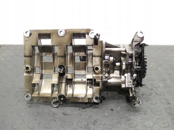 POMPA OLEJU BMW 1 E87 3 E90 E92 5 E60 E61 X3 E83 2.0D N47 7798014