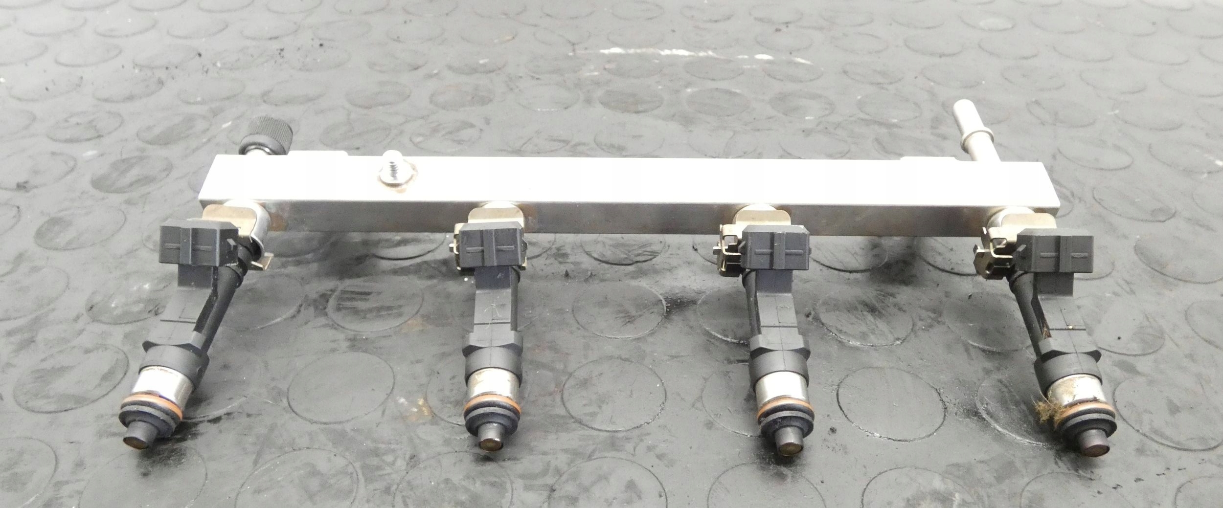 LISTWA WTRYSKOWA OPEL CORSA ASTRA INSIGNIA 1,416V 0280151258 55572731