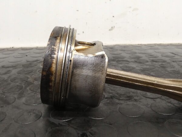 18038302262-6968f2fc50e88 TŁOK AUDI Q7 PORSCHE CAYENNE VW TOUAREG 3.6 FSI 89L75