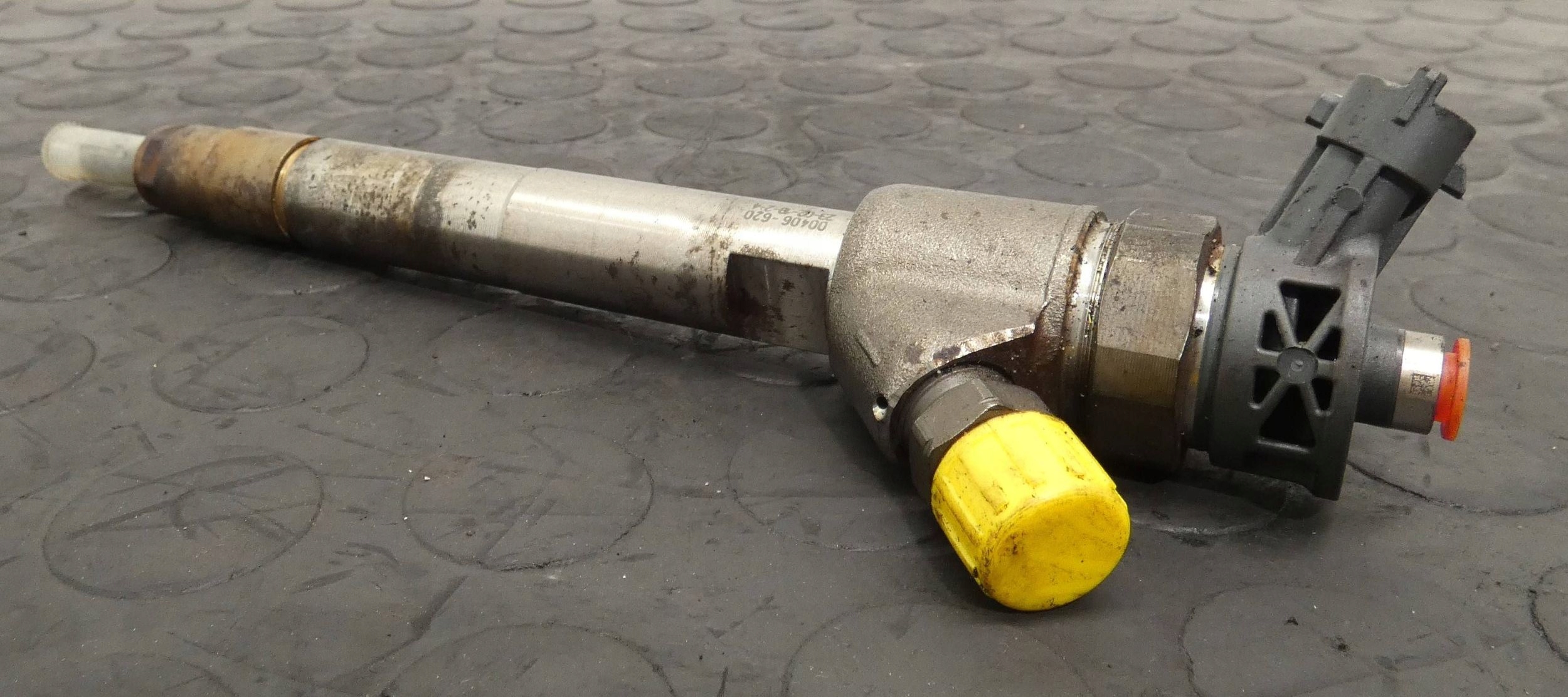 WTRYSKIWACZ WTRYSK CITROEN C3 RIFTER PARTNER 1,5 E-HDI 0445110749