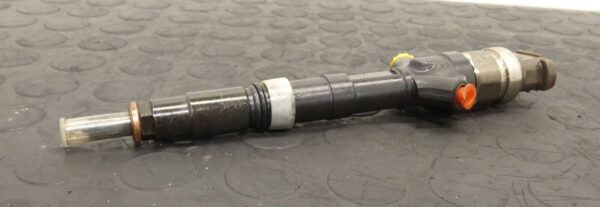 WTRYSKIWACZ WTRYSK TOYOTA AVENSIS RAV-4 2.2 D4D 23670-0G010