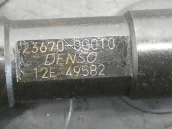 WTRYSKIWACZ WTRYSK TOYOTA AVENSIS RAV-4 2.2 D4D 23670-0G010