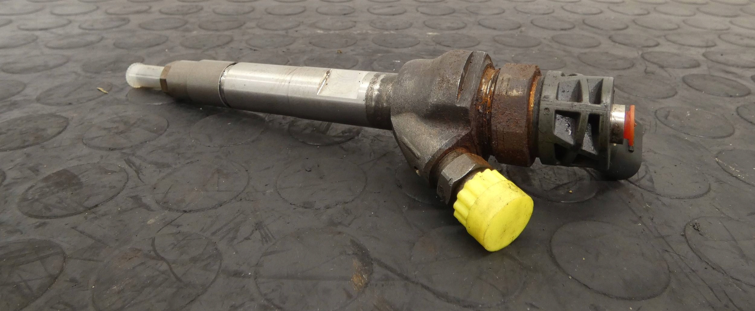 WTRYSKIWACZ WTRYSK MINI BMW F20 F45 F46 1,5D B37 0445110598