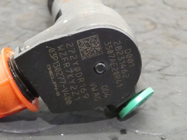 WTRYSKIWACZ WTRYSK VW POLO FABIA II IBIZA IV A1 1,2 TDI 28231462 03P130277