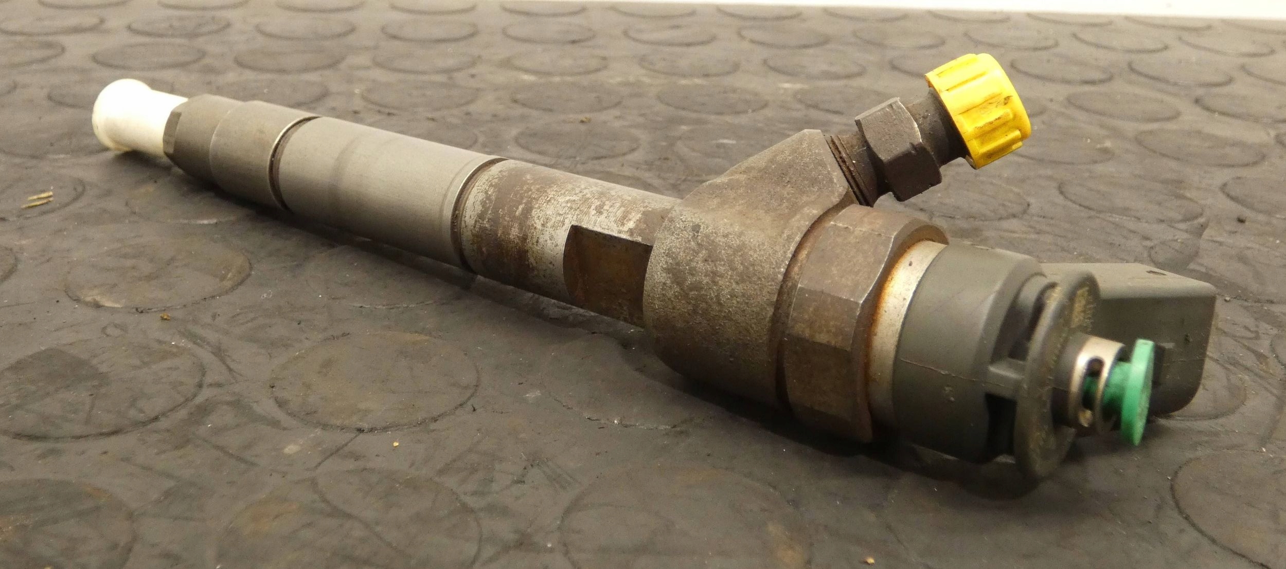 WTRYSKIWACZ WTRYSK MERCEDES A W169 B W245 SMART FORFOUR 2.0 CDI 0445110167