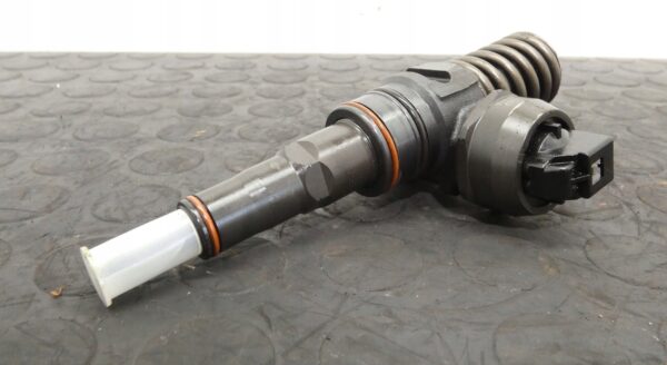 POMPOWTRYSK VW GOLF IV PASSAT A3 BORA 1,9 TDI 038130073AQ