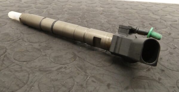 18081453071-6968ef2336cb2 WTRYSKIWACZ AUDI A6 C6 A5 3,0 TDI 059130277Q