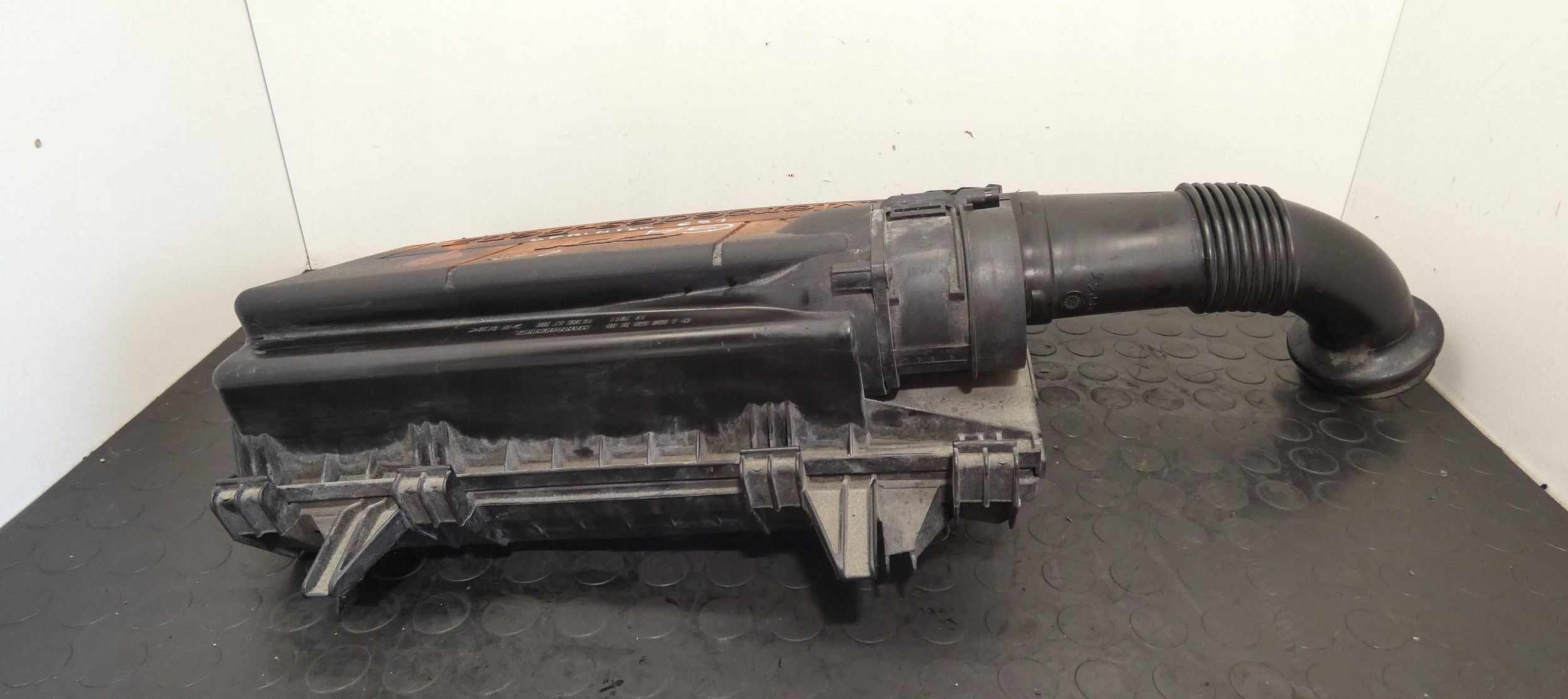 OBUDOWA FILTRA POWIETRZA MERCEDES VITO W639 SPRINTER 2.2 CDI A0000903851