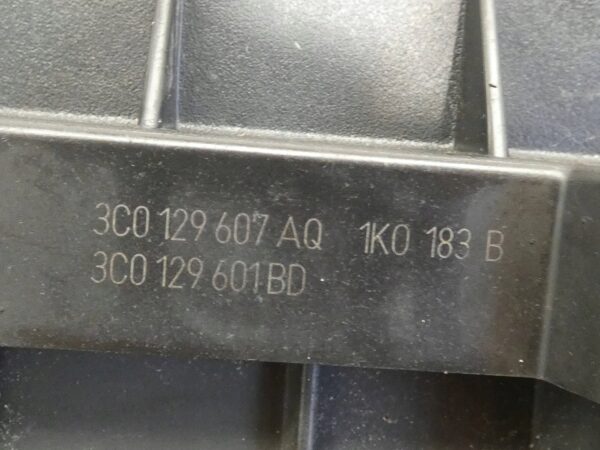OBUDOWA FILTRA POWIETRZA VW CADDY PASSAT GOLF SKODA 2,0 TDI 3C0129607AQ