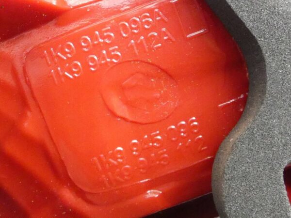 LAMPA PRAWY TYŁ VW GOLF V KOMBI 1K9945096A