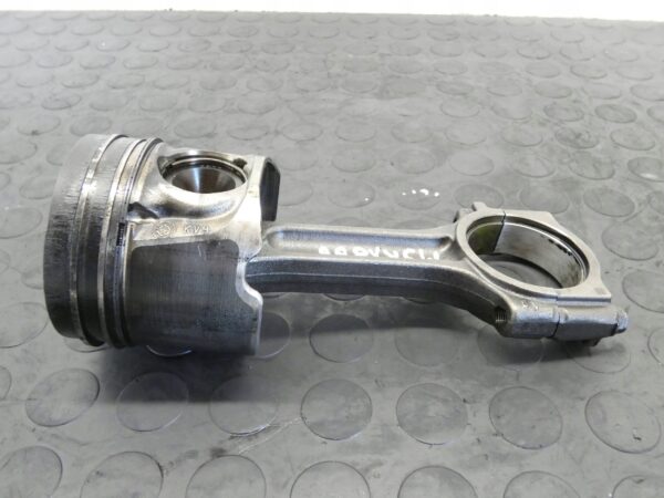 TŁOK Z KORBOWODEM NISSAN QASHQAI X-TRAIL RENAULT TRAFIC 2.0 DCI 10653