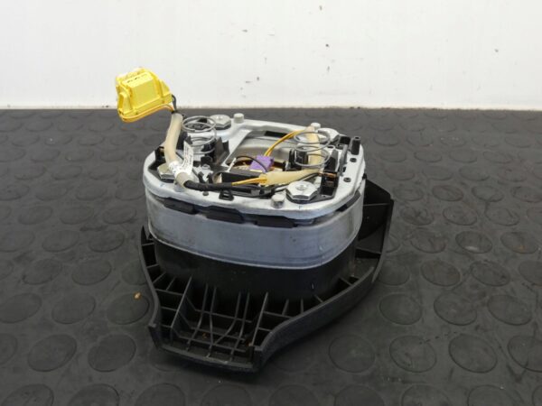 Poduszka powietrzna AIRBAG kierowcy Volkswagen Golf V 1K0880201BL