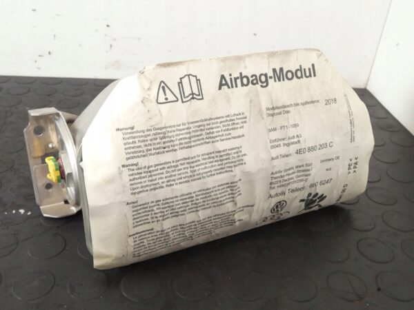 18090566075-6968edbf30c5a Poduszka powietrzna pasażera Audi A8 S8 D3 4E 4E0880203C