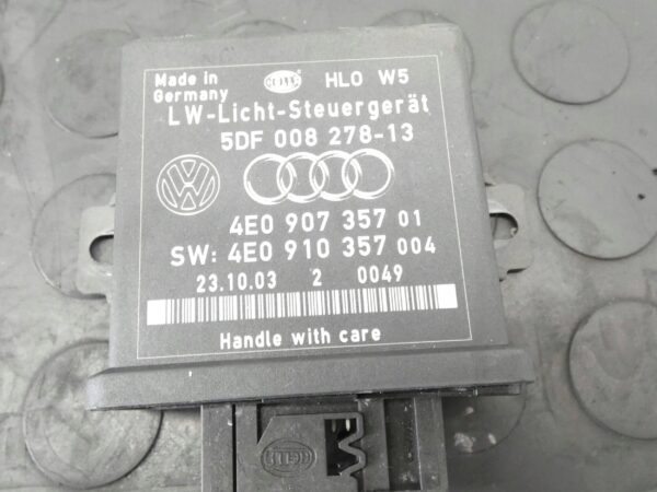 STEROWNIK MODUŁ ŚWIATEŁ Audi A8 S8 D3 4E 4E0907357