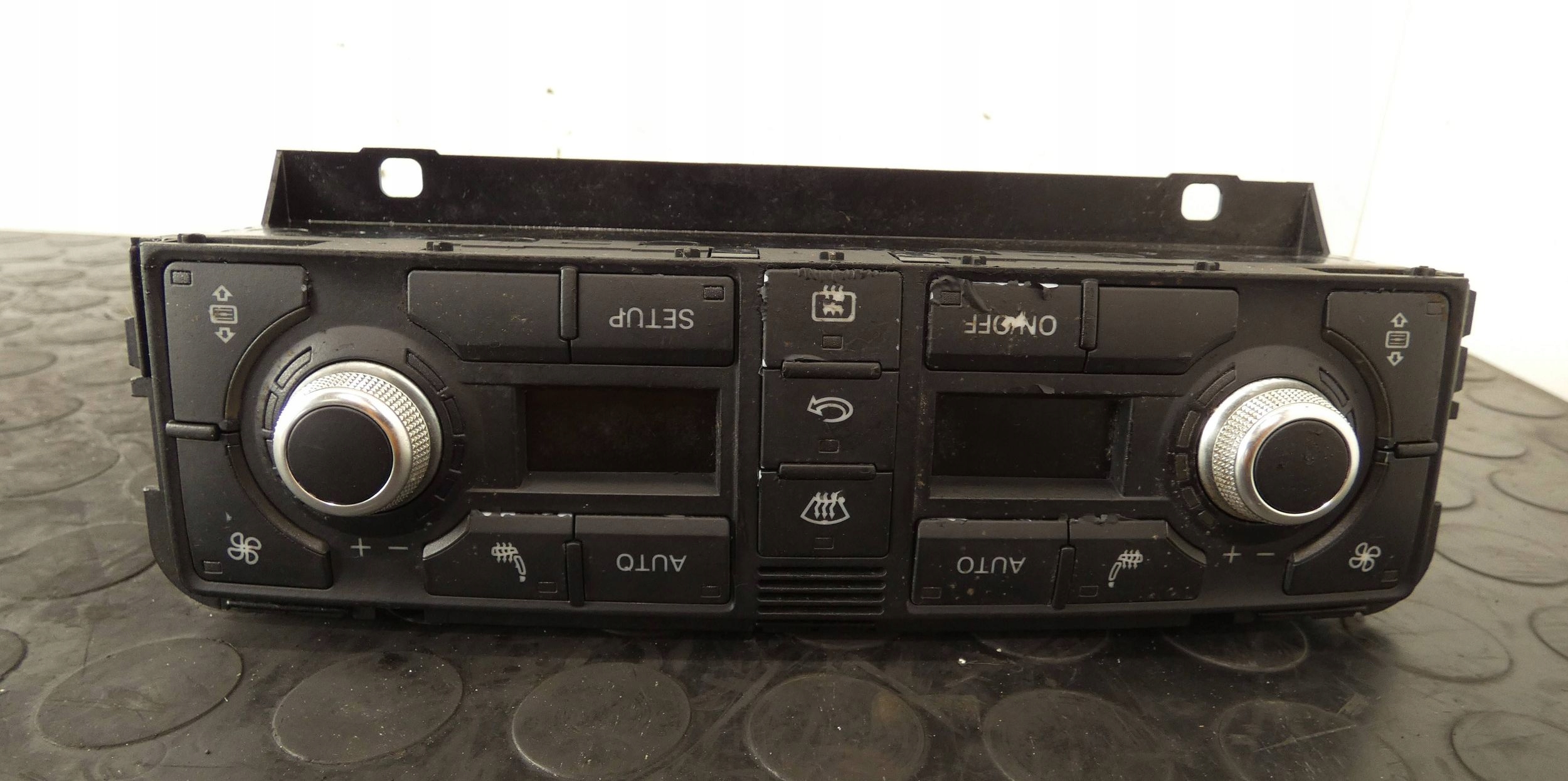 PANEL KLIMATYZACJI AUDI A8 S8 D3 4E0820043A 4E0910043A