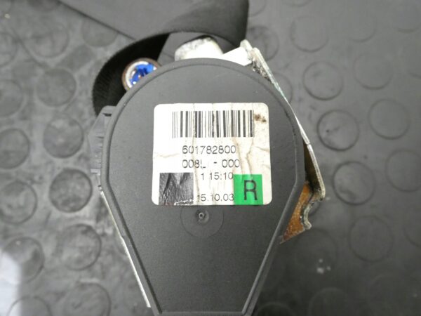 PAS BEZPIECZEŃSTWA PRAWY PRZÓD AUDI A8 D3 601782800