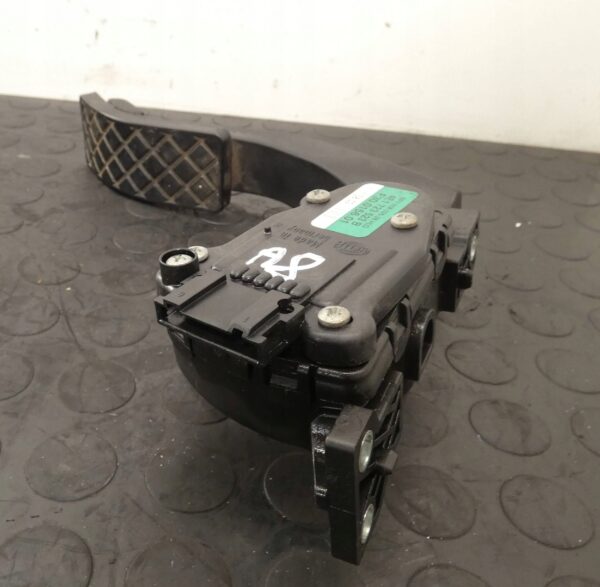 Pedał gazu Audi A8 S8 D3 4.2 V8 4E 4E1723523B