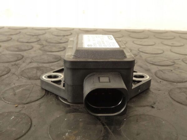 18092300201-6968ed11b03fd CZUJNIK ESP A8 S8 D3 8E0907637A 0265005245