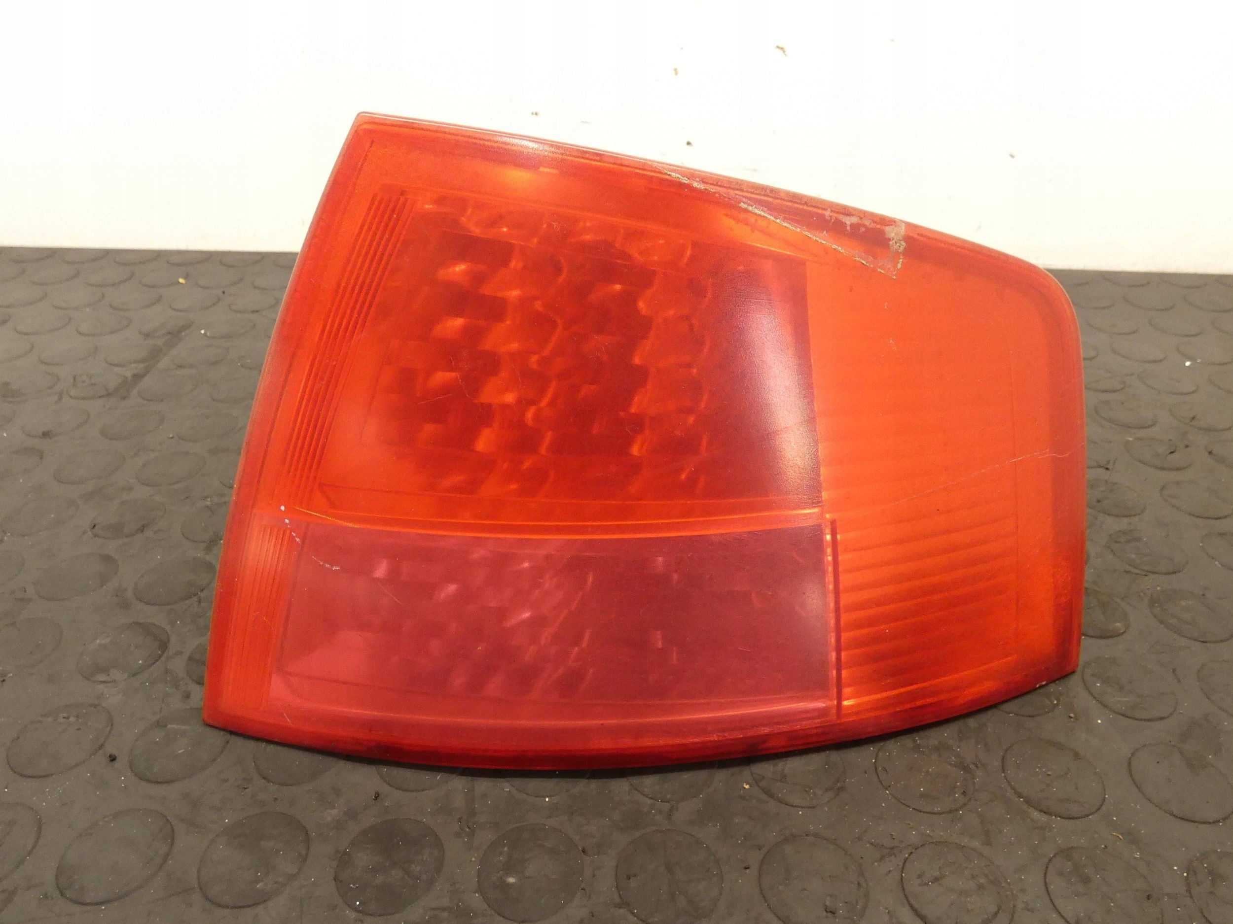 Lampa tylna Audi A8 S8 D3 4E 4E0945096C