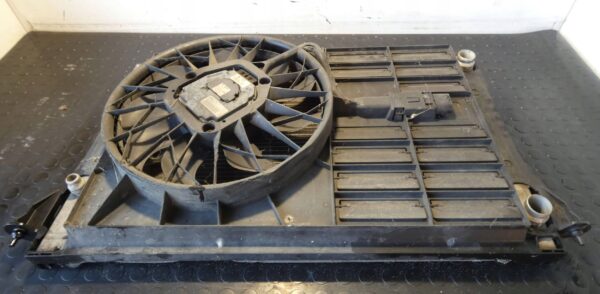 WENTYLATOR CHŁODNICA Audi A8 S8 D3 4E 4.2 V8 4E0121205H 3137229011