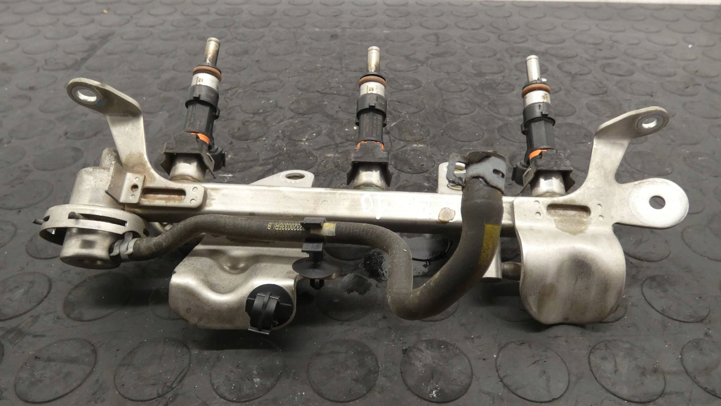 LISTWA WTRYSKOWA WTRYSKI DACIA SANDERO LOGAN CLIO 0.9 TCE 175201470R