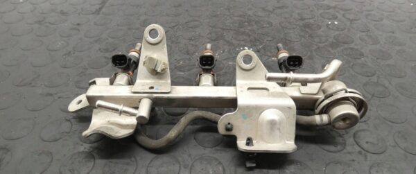 LISTWA WTRYSKOWA WTRYSKI DACIA SANDERO LOGAN CLIO 0.9 TCE 175201470R