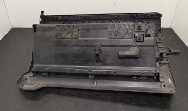 18100876518-6968eb0d363c8 Schowek Volkswagen Golf V JETTA 1K1857097PC