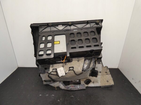 18100876518-6968eb16d760b Schowek Volkswagen Golf V JETTA 1K1857097PC