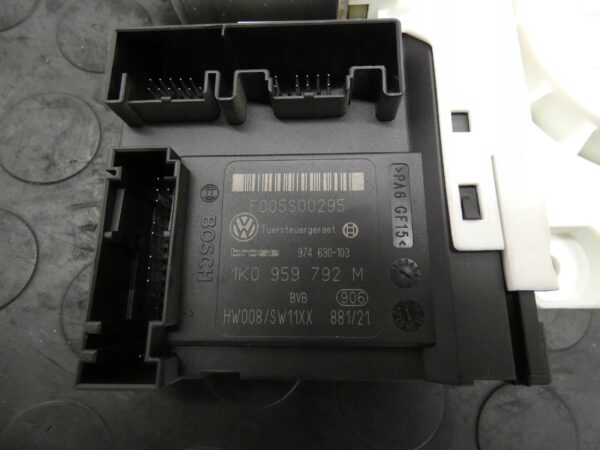 18100996086-6968ead35e763 SILNICZEK PODNOSZENIA SZYBY PP Volkswagen Golf V TOURAN PASSAT 1K0959792M