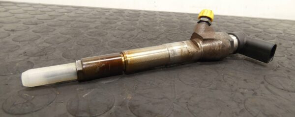 18108032619-6968eab8390f4 WTRYSKIWACZ NISSAN NOTE RENAULT CLIO 1.5 DCI 166006212R