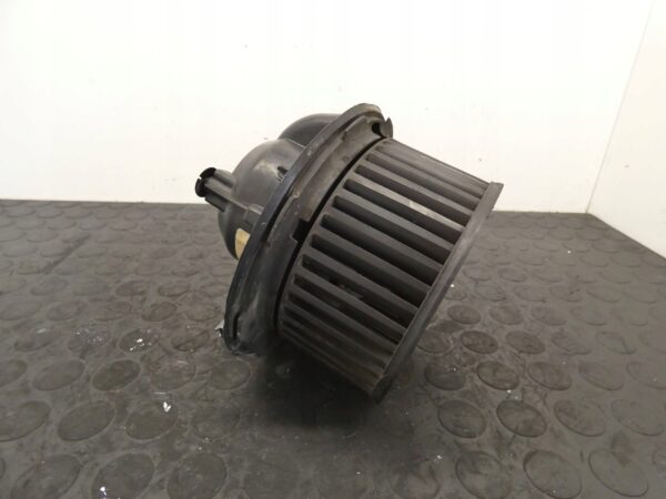 Dmuchawa nawiewu Volkswagen Golf V PASSAT LEON OCTAVIA 35987694C