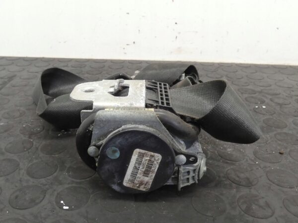 Przedni pas bezpieczeństwa Volkswagen Golf V 609823101A