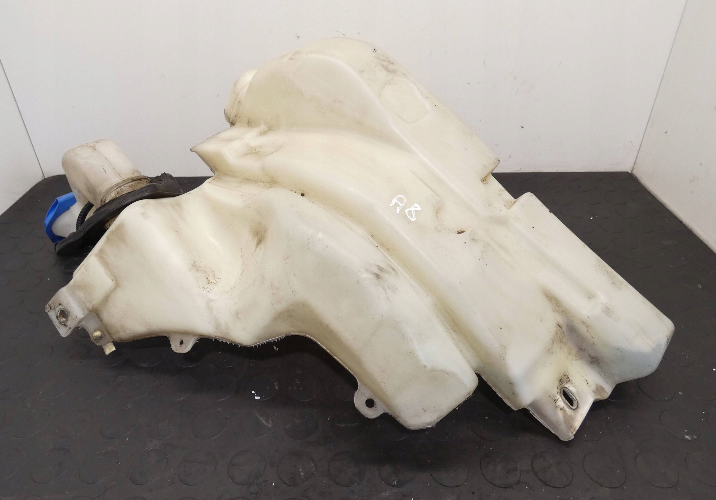 Zbiorniczek spryskiwaczy Audi A8 S8 D3 4E POMPKI 4E0955453H