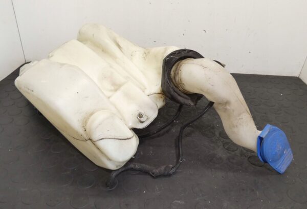 Zbiorniczek spryskiwaczy Audi A8 S8 D3 4E POMPKI 4E0955453H