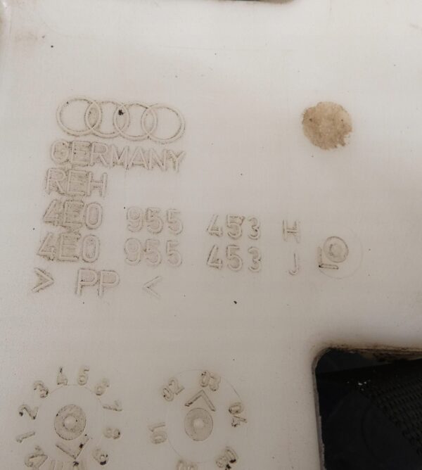 Zbiorniczek spryskiwaczy Audi A8 S8 D3 4E POMPKI 4E0955453H