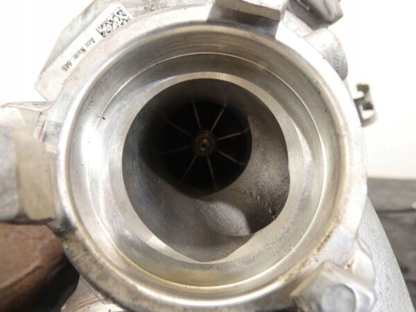 TURBOSPRĘŻARKA TURBO SKODA OCTAVIA VW GOLF VII T-ROC 1,6TDI 04L253020S