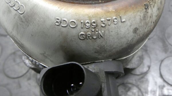 PODUSZKA SILNIKA Audi A8 S8 D3 4E 4.2 V8 4E0199381 8D0199379L