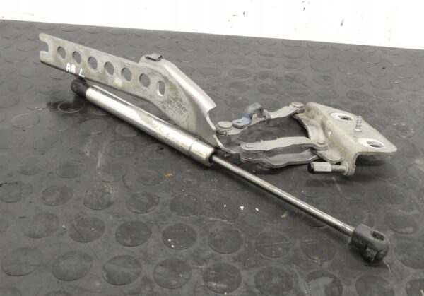 Zawiasy maski Audi A8 S8 D3 4E 4E0823301E