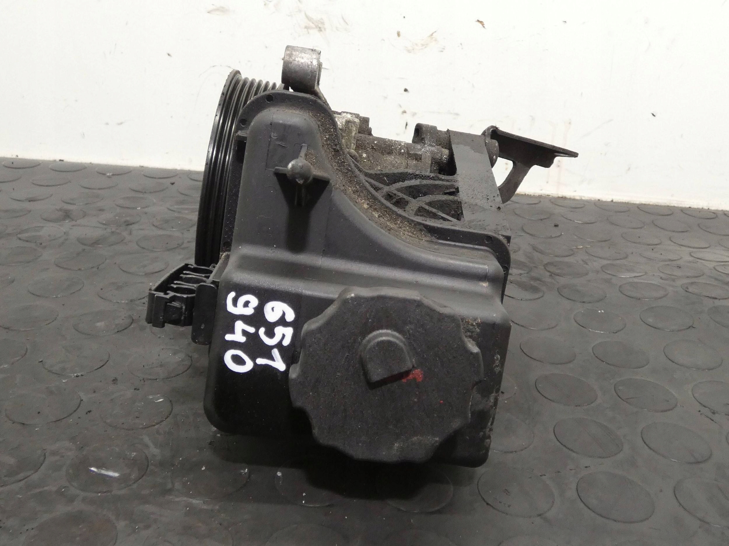 Pompa wspomagania MERCEDES SPRINTER 906 VITO 2.2 CDI 651 A0064667801