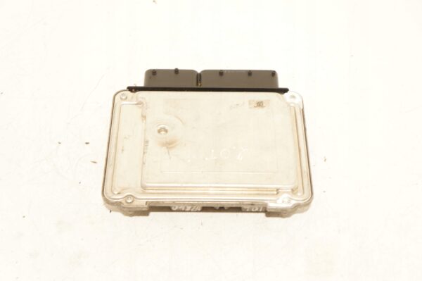 KOMPUTER STEROWNIK SILNIKA ECU AUDI A6 C7 EXEO 2,0 TDI CGL 03L906018LB 21R
