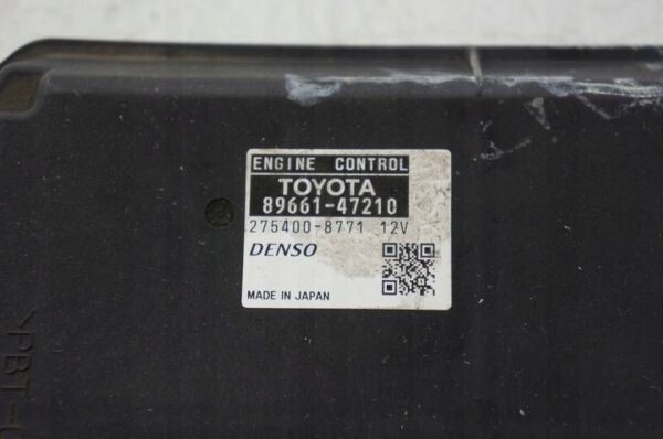 KOMPUTER STEROWNIK ECU SILNIKA TOYOTA PRIUS III 1,8 HYBRID 89661-47210