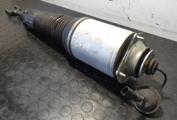 18142465143-6968e2c9987ea Amortyzator Przód strona LEWA PNEUMATYCZNY Audi A8 S8 D3 4E0616039AF